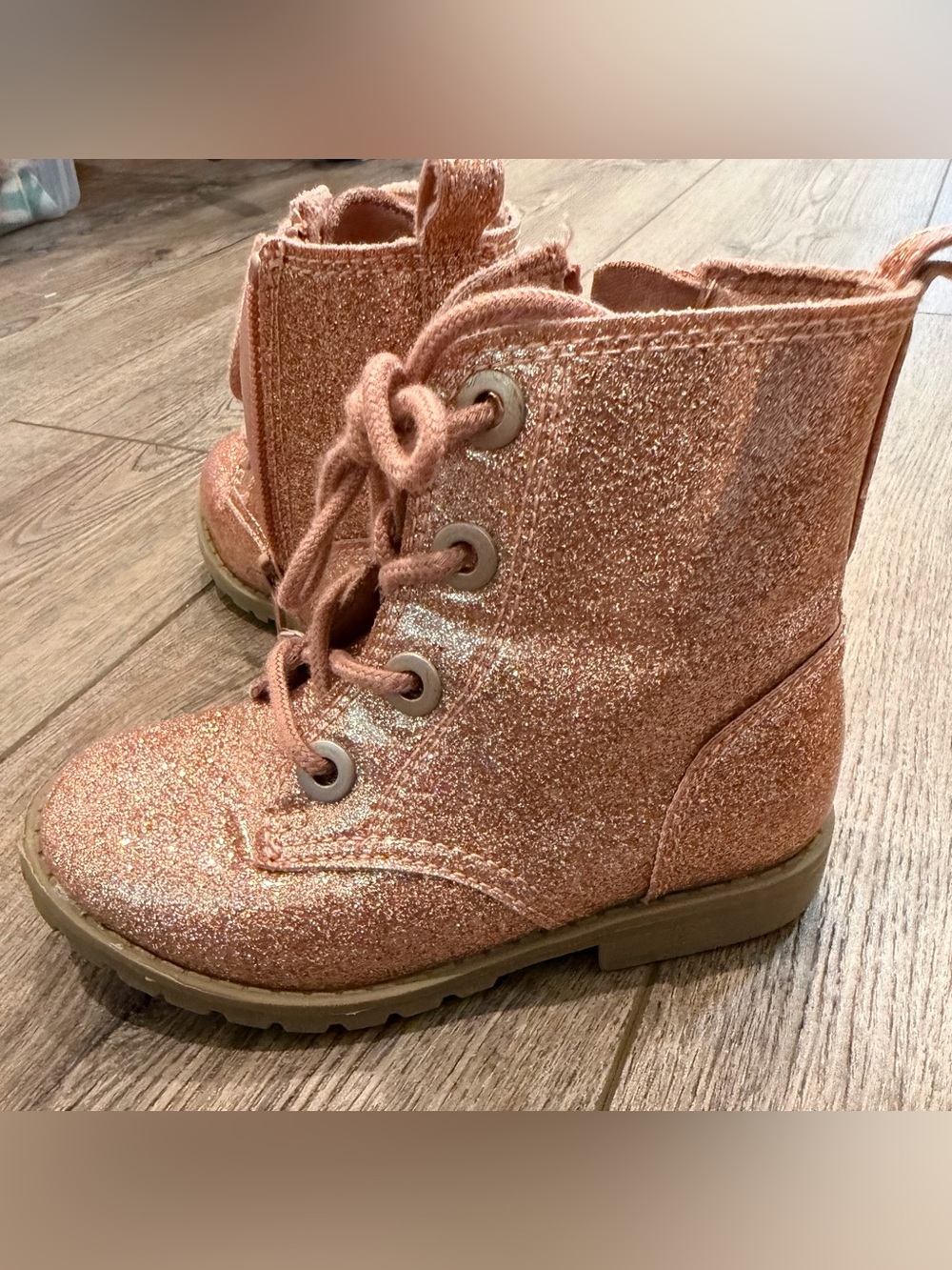 Old Navy Lace-Up Combat Boots Girls Fuschia Pink Glitter Size 8 - Picture 3 of 11
